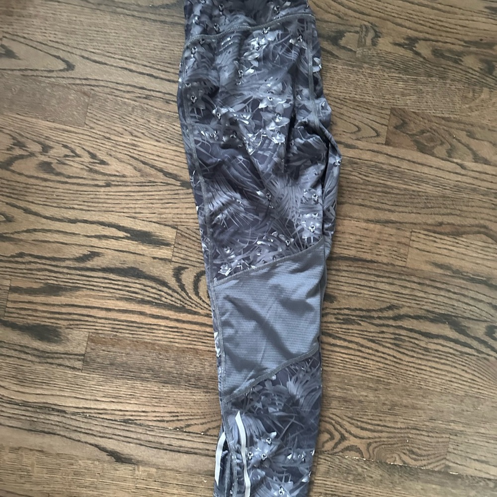 Ladies  Gray Patterned Pants
